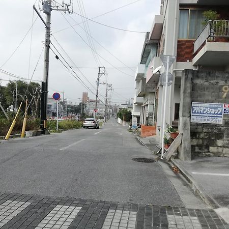 Koza Share House Hotel Okinawa Exterior photo