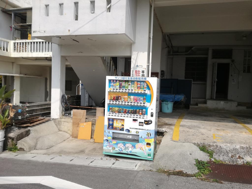 Koza Share House Hotel Okinawa Exterior photo
